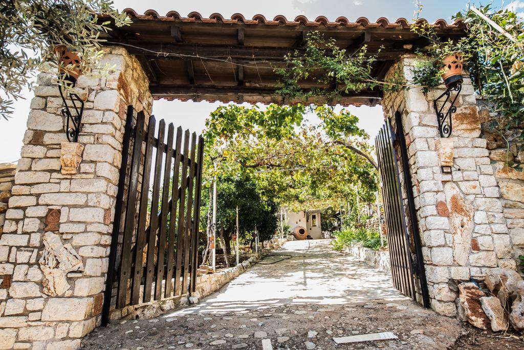 Pontinos Villa Míloi Oda fotoğraf